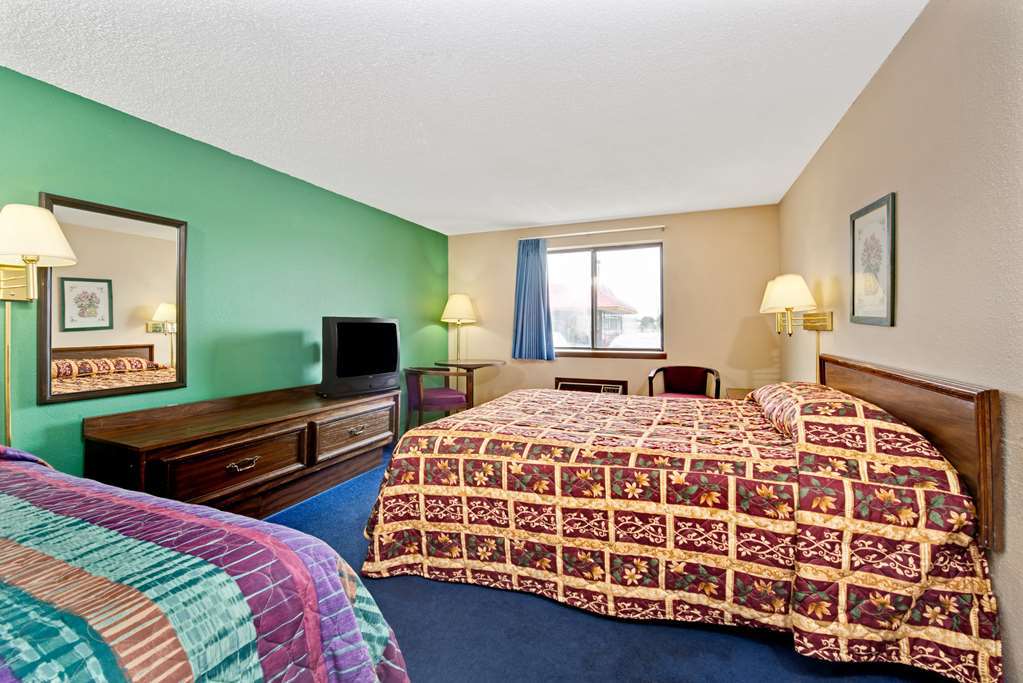 Super 8 By Wyndham Shelbyville Bilik gambar
